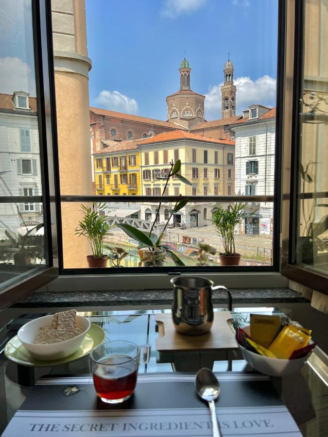 Beautiful View Navigli Apartment Milan Bagian luar foto